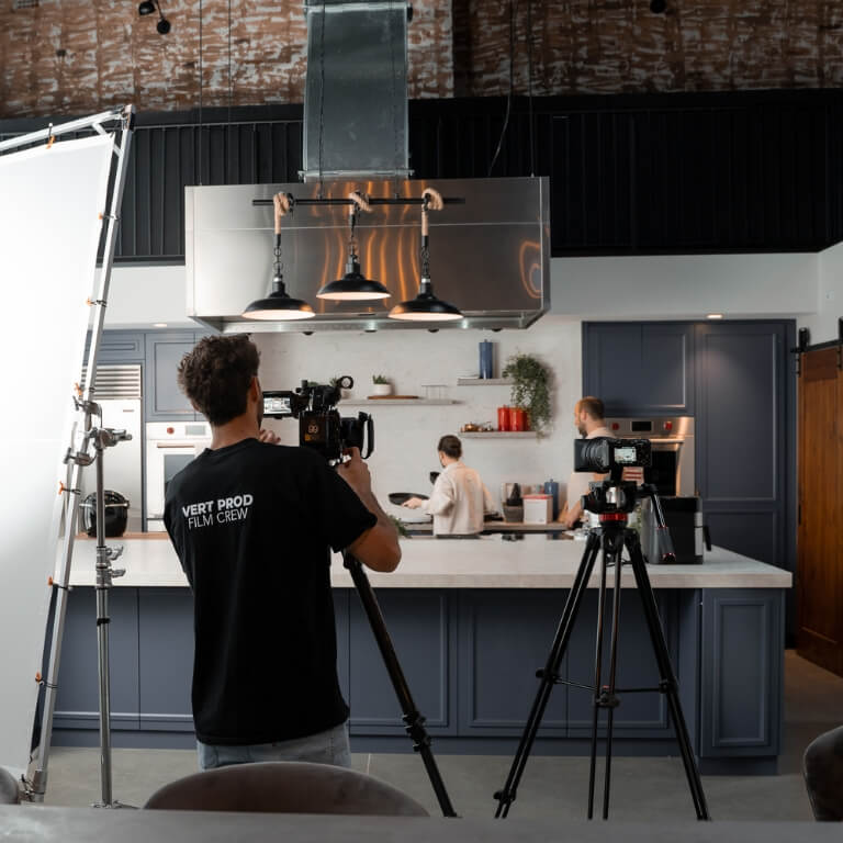 movie-prod-set