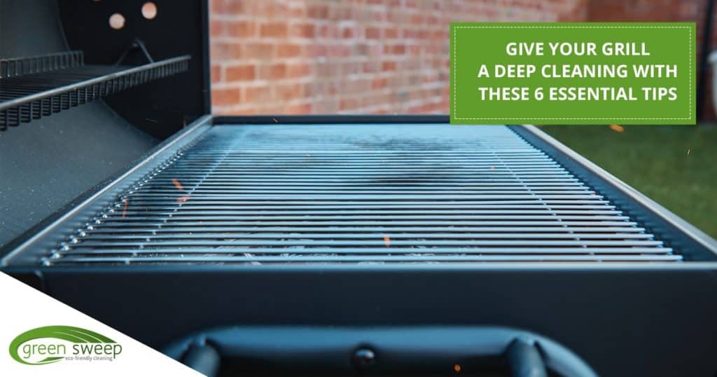 Clean Outdoor Grill