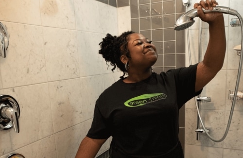 custom house cleaning that is urgent